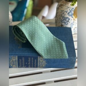 Vintage Lauren Ralph Lauren Men’s Silk Tie. 57”L Geometric | Gorgeous Green. EUC